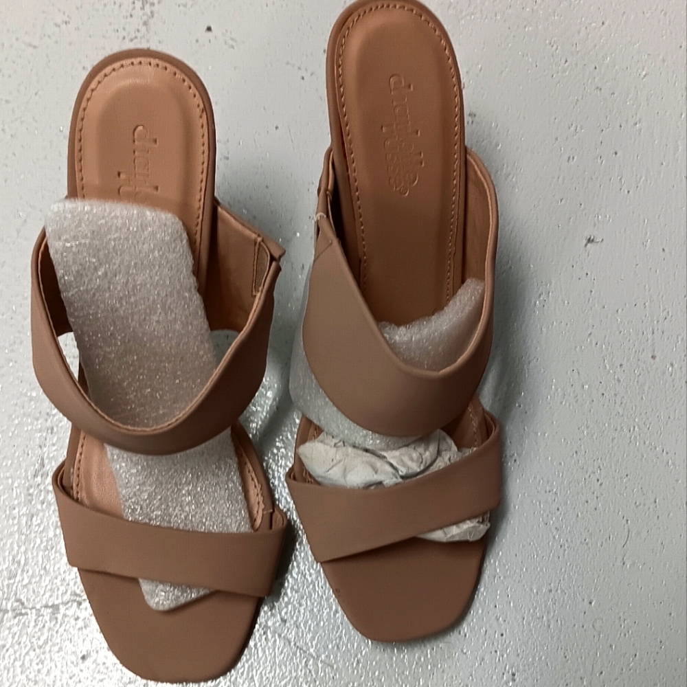 NUDE HIGH HEELS